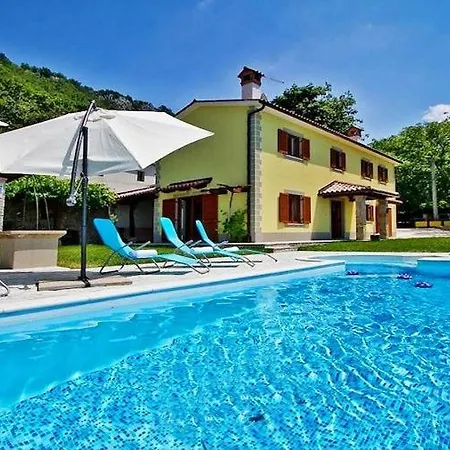 Villa Bella Vista Near Ucka Nature Park *